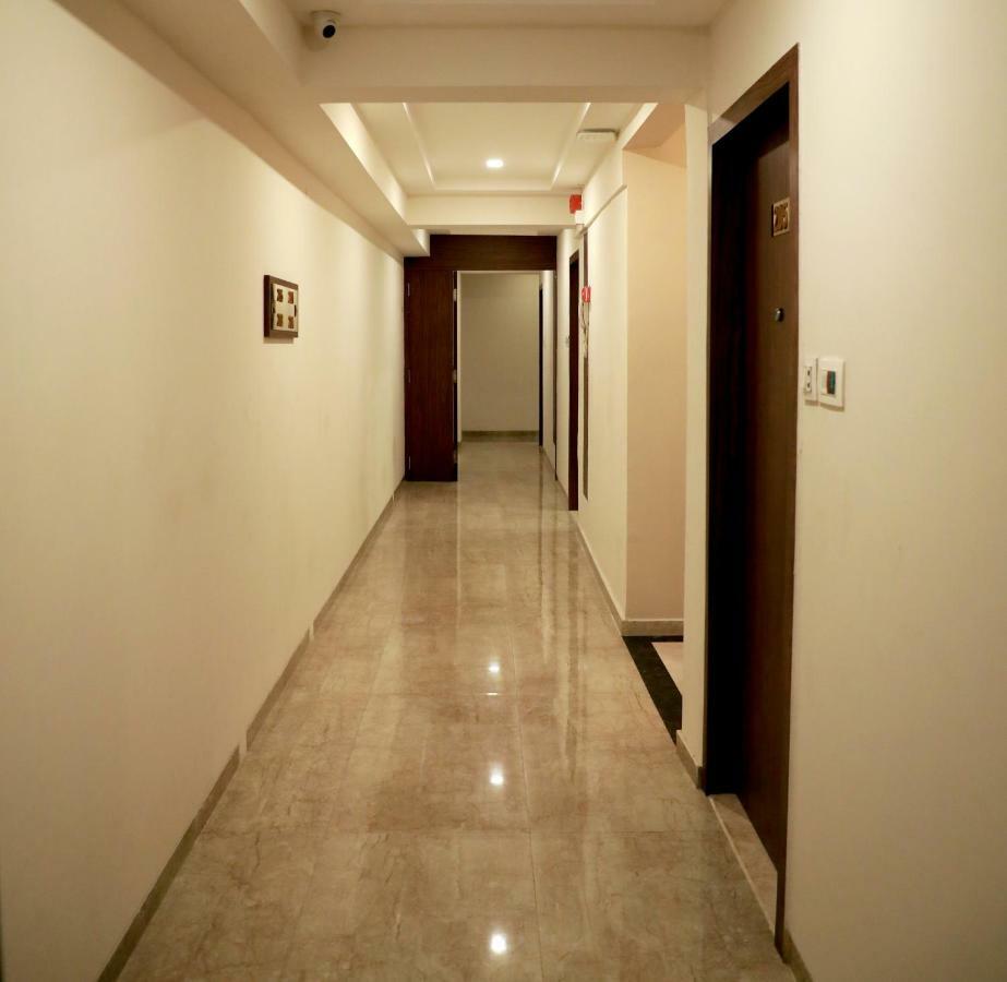 Hotel Lords, Fort Мумбаи Экстерьер фото